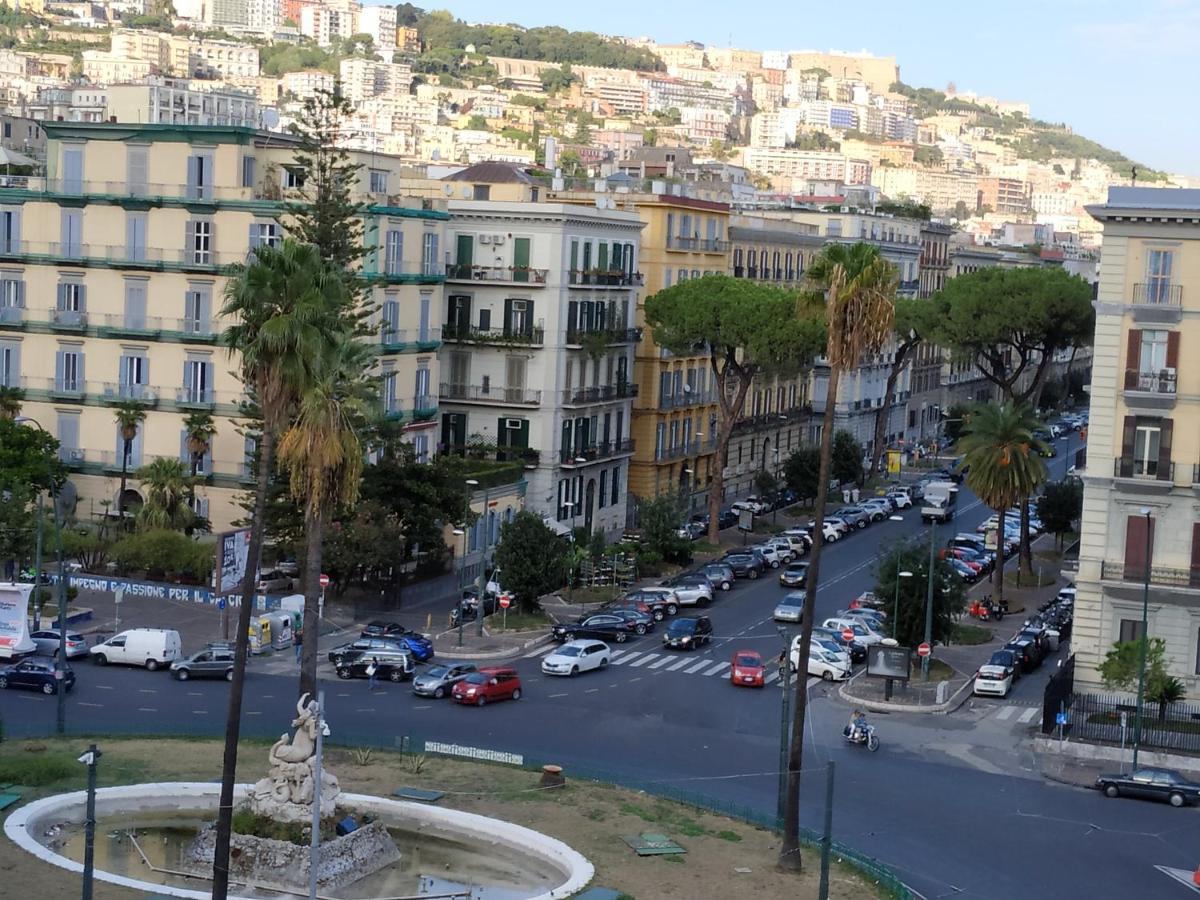 Sun&Thecity Napoli Bagian luar foto