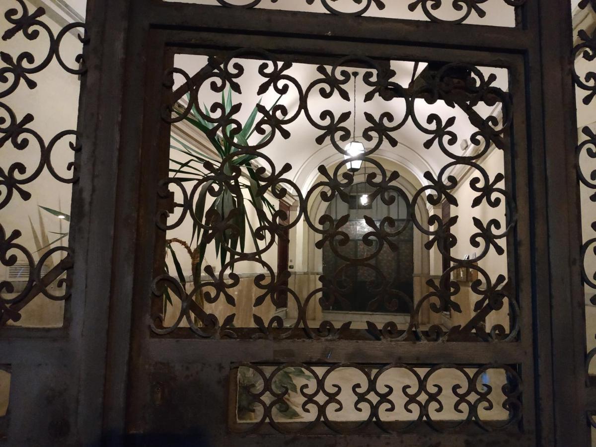 Sun&Thecity Napoli Bagian luar foto